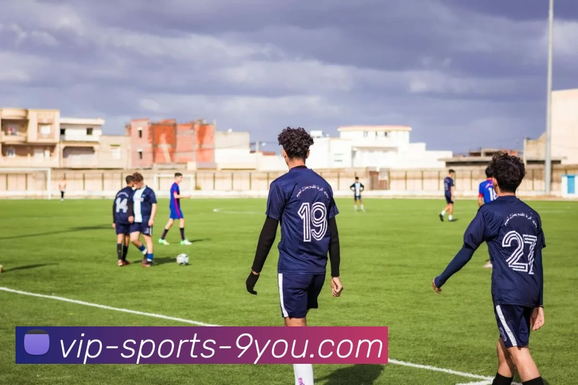 哑铃健身能有效帮助减肥吗探讨其对体重管理的影响与效果